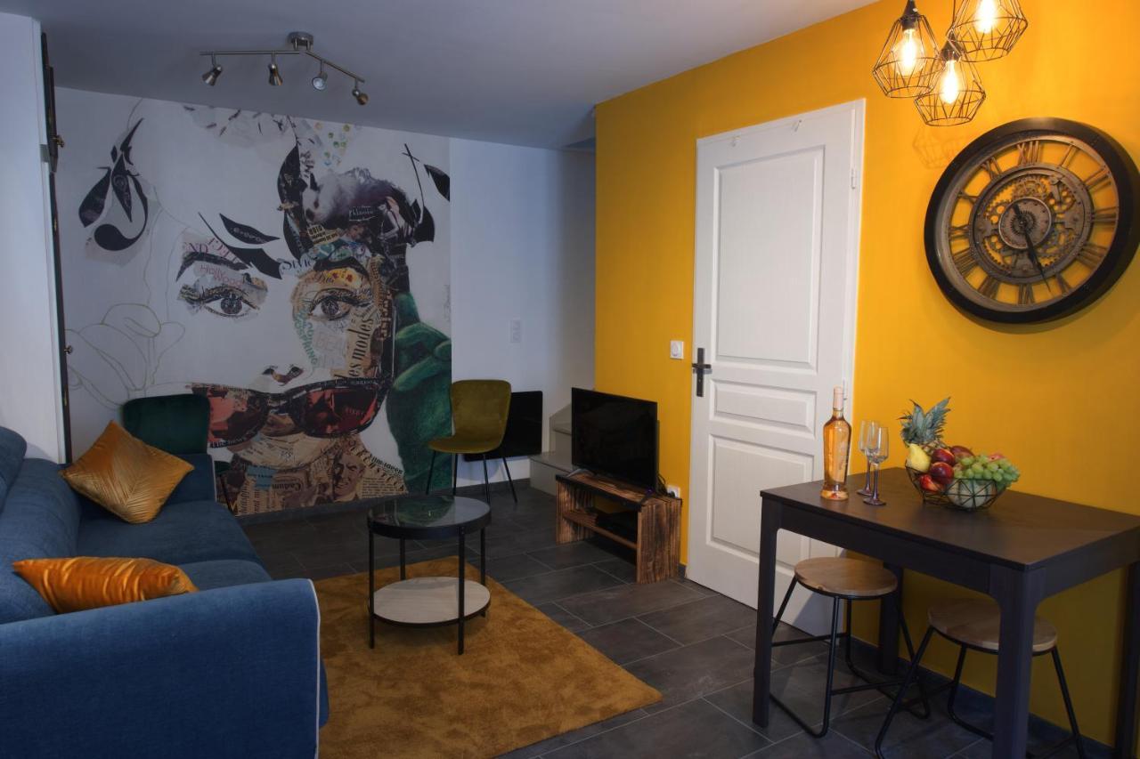 Duplex Charmant Idealement Situe Dole Buitenkant foto